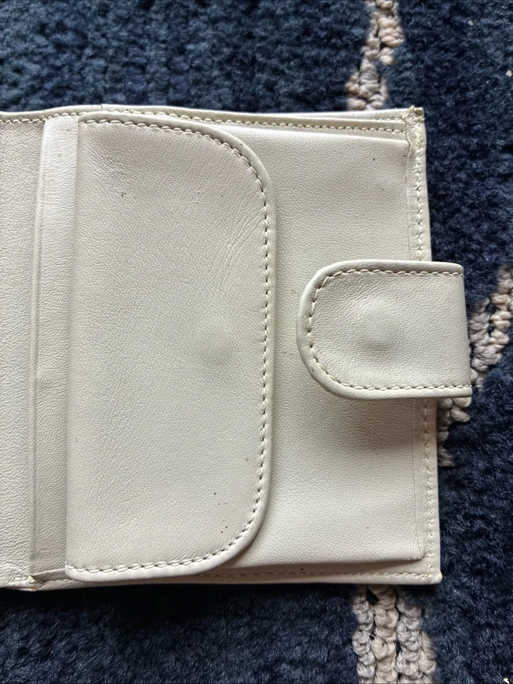 Vintage CHRISTIAN DIOR Off-White Soft Lamb Leather Wallet Bifold Gold Snap